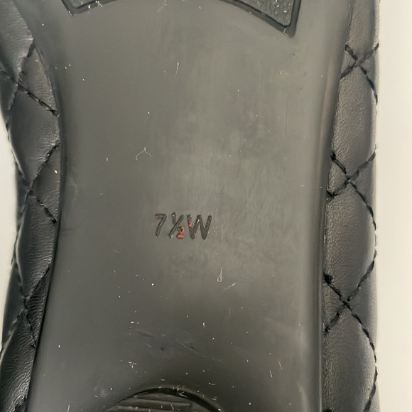 Van Eli Black Leather Quilted Ballet Flats size 7.5W Slip on Cap Toe - Picture 9 of 11